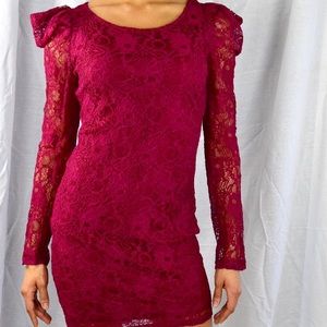 Burgundy long sleeve lace cocktail dress SZ Small